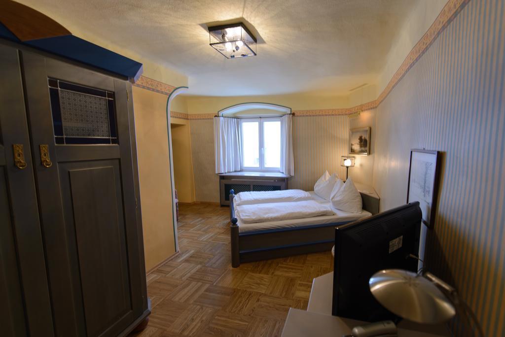 Gasthof Hotel Zweimueller Grieskirchen Quarto foto